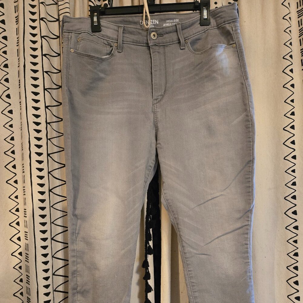 Denizen by Levi's Women's high-rise zipper ankle skinny jeans